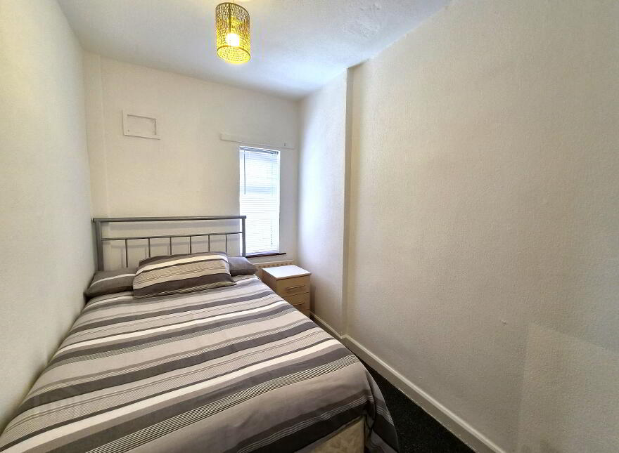 6 Dunraven Crescent, Belfast, BT5 5LE