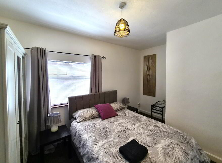 6 Dunraven Crescent, Belfast, BT5 5LE