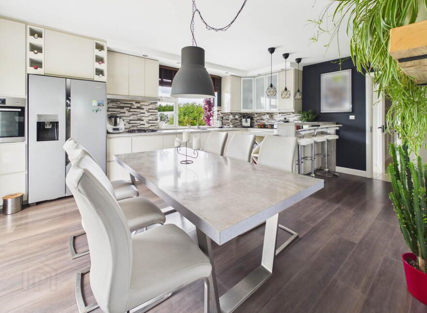 Shantallow, Ballyglunin, H54N623