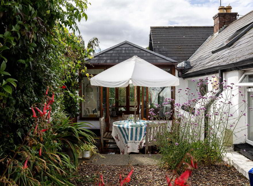 Hill Cottage, The Crescent, Blackrock, A91EA31