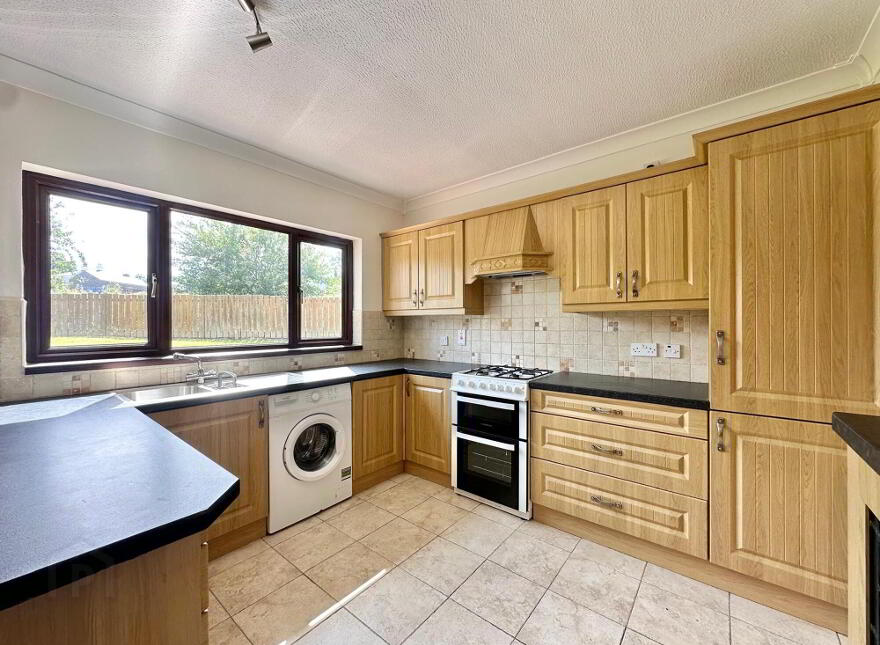 25 Thornhill Park, Magherafelt, BT45 5JQ