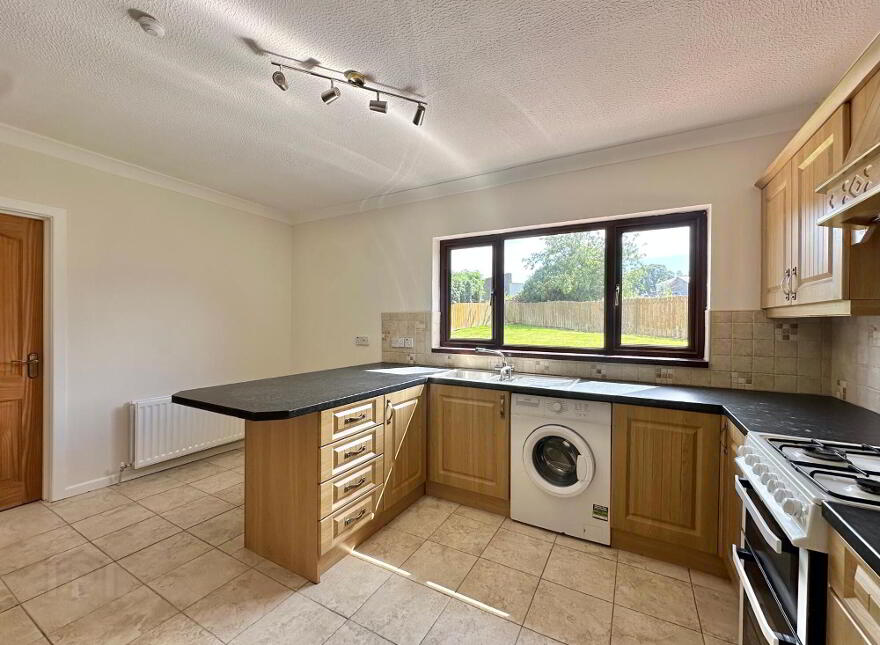 25 Thornhill Park, Magherafelt, BT45 5JQ