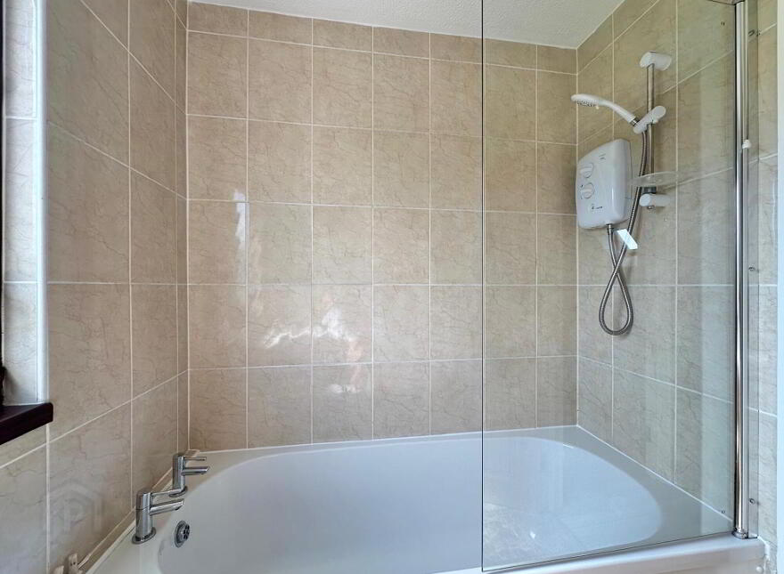 25 Thornhill Park, Magherafelt, BT45 5JQ