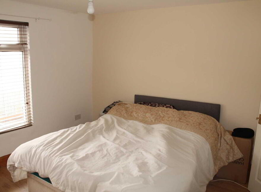 13 Isoline Street, Belfast, BT5 5GE