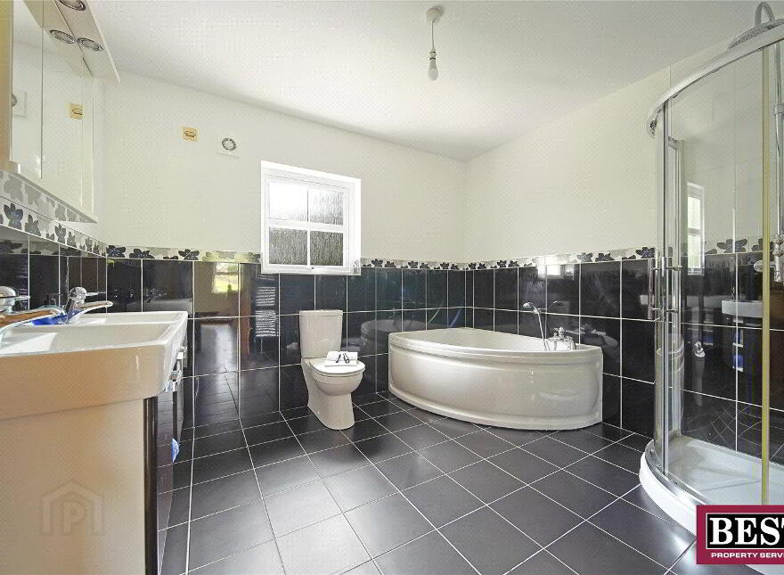 5 Cullenramer Road, Dungannon, BT70 1SS