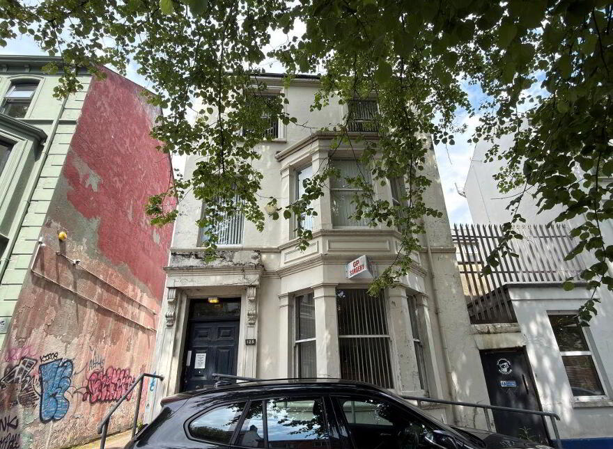 (Lot 20) 128 Eglantine Avenue, Belfast, BT9 6EU