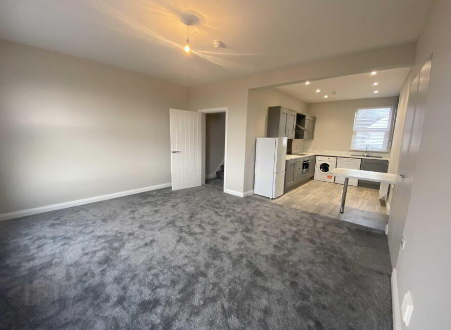 25a Joymount, Carrickfergus, BT38 7DN