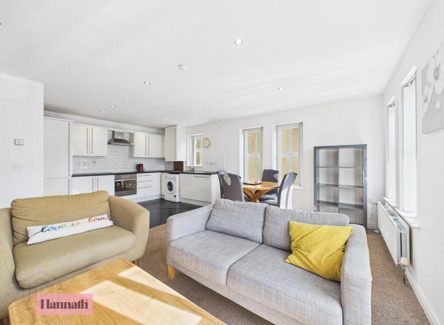 25 Strawhill Manor, Donaghcloney, Craigavon, BT66 7GH