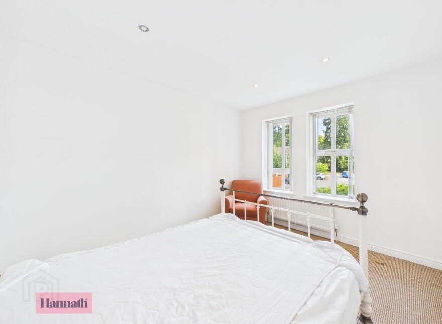 25 Strawhill Manor, Donaghcloney, Craigavon, BT66 7GH