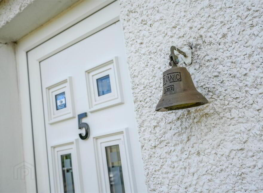 5 Thornleigh, Comber, BT23 6EG