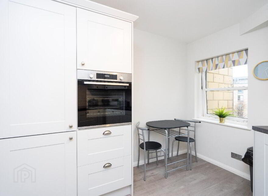 1 Hopetoun Crescent, Leith, Edinburgh, EH7 4AY