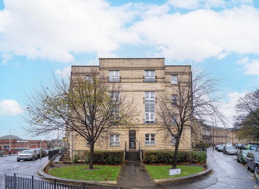 1 Hopetoun Crescent, Leith, Edinburgh, EH7 4AY