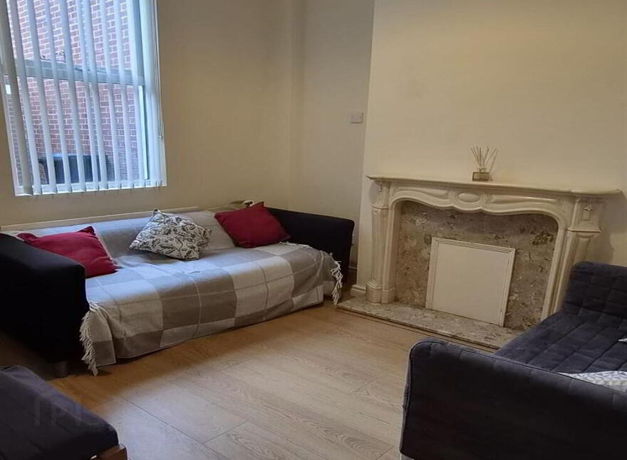 10 Balfour Avenue, Ormeau Road, Belfast, BT7 2EX