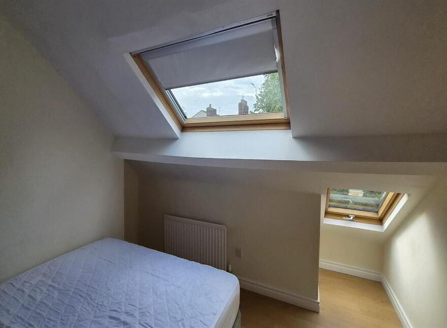 10 Balfour Avenue, Ormeau Road, Belfast, BT7 2EX