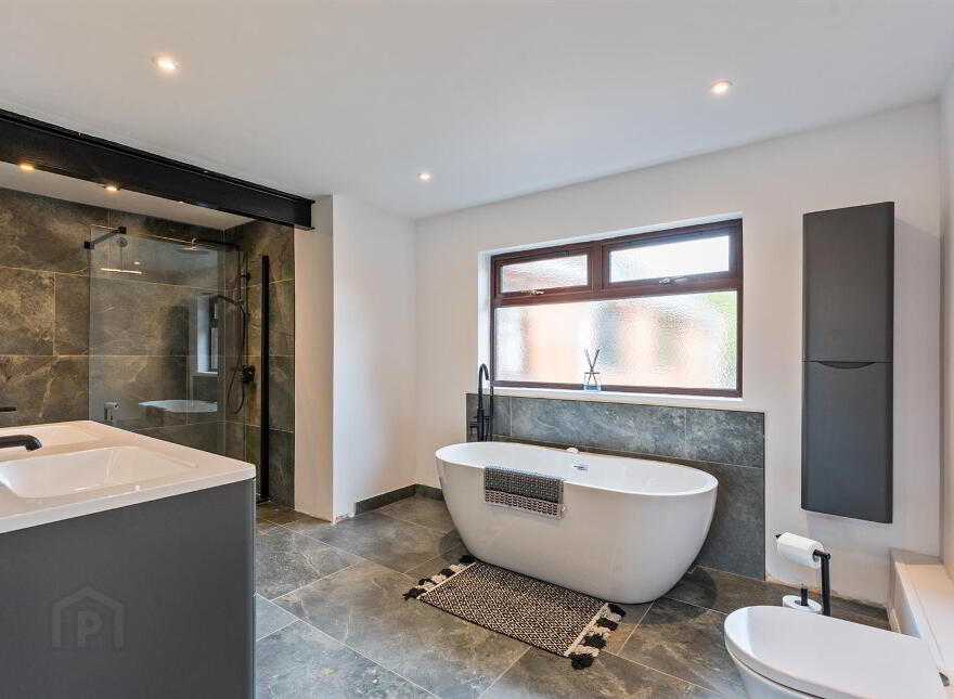 6 Hydepark Lane, Newtownabbey, BT36 4QD
