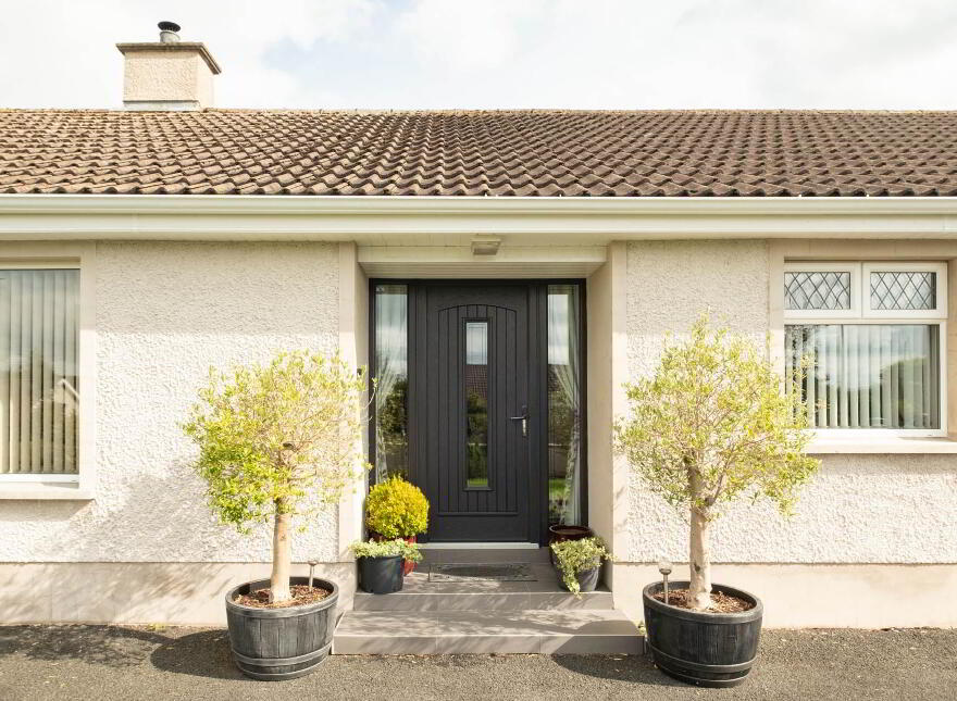 27 Tullyavey Road, Enniskillen, BT94 2JT