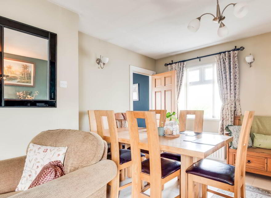 27 Tullyavey Road, Enniskillen, BT94 2JT