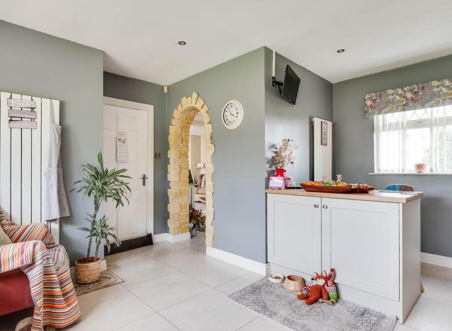 27 Tullyavey Road, Enniskillen, BT94 2JT