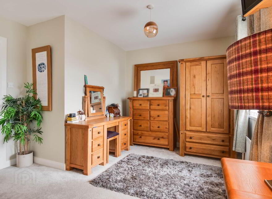 27 Tullyavey Road, Enniskillen, BT94 2JT