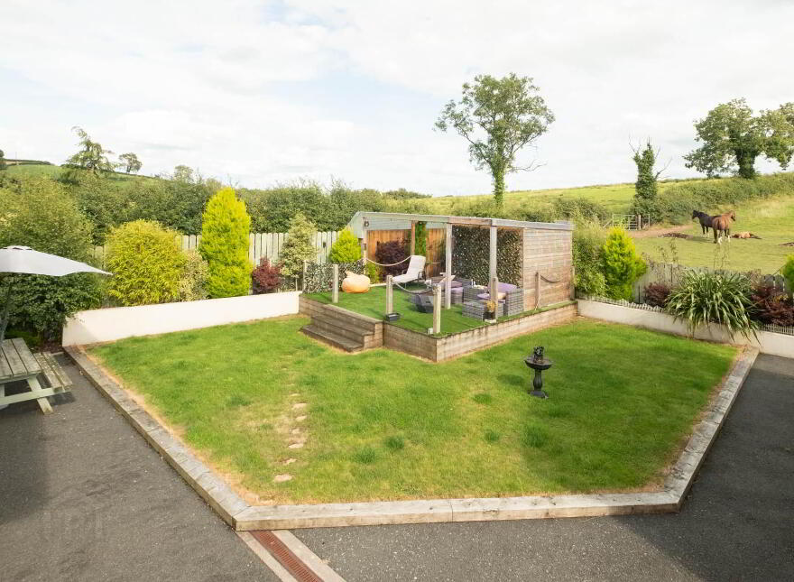 27 Tullyavey Road, Enniskillen, BT94 2JT