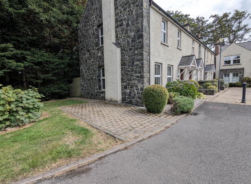 1 Rathcillan Close, Newcastle, BT33 0UH