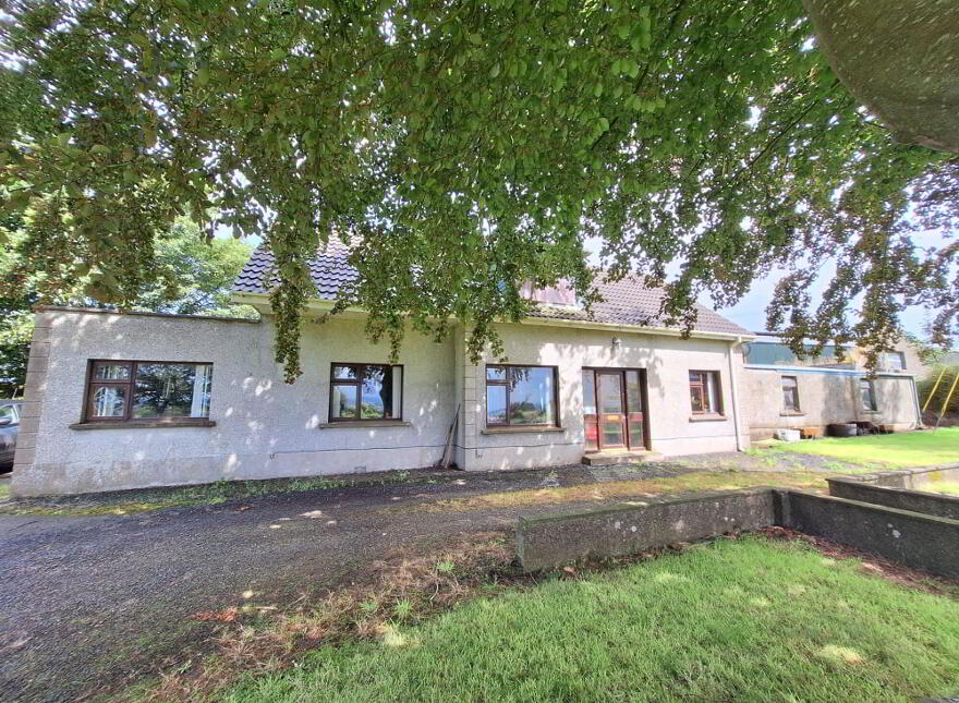 26 Carnbore Road, Bushmills, BT54 8YF