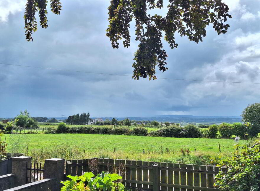 26 Carnbore Road, Bushmills, BT54 8YF
