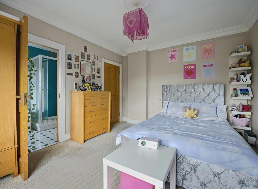 103 Belfast Road, Saintfield, BT24 7HE