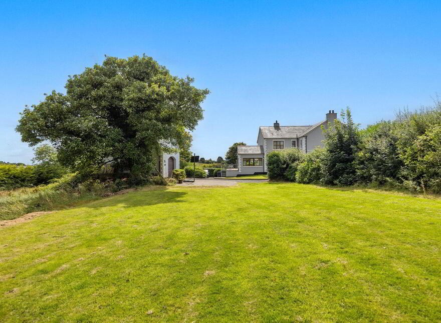 103 Belfast Road, Saintfield, BT24 7HE