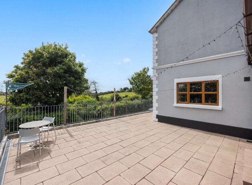 103 Belfast Road, Saintfield, BT24 7HE