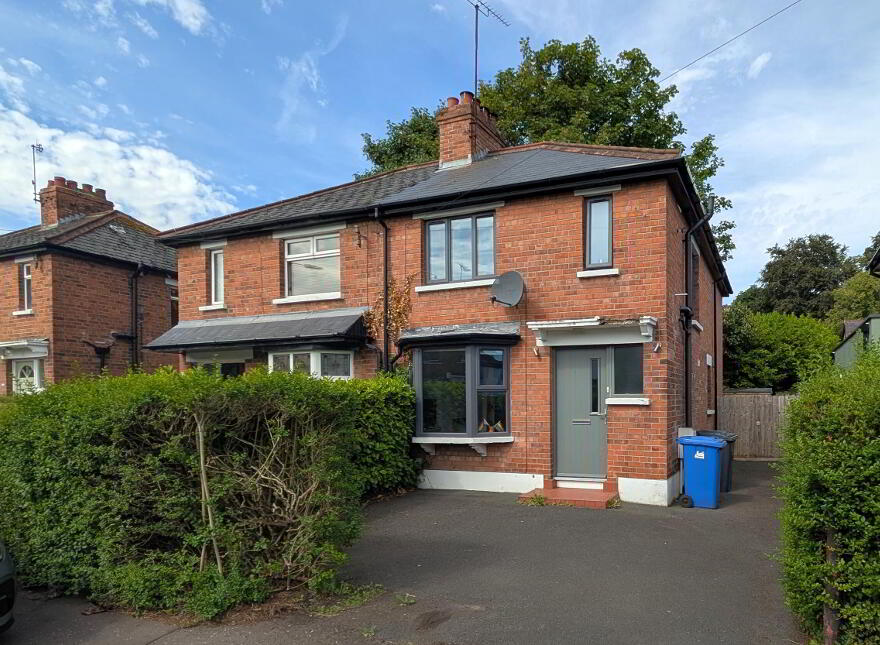 24 Lucerne Parade, Stranmillis, Belfast, BT9 5FT