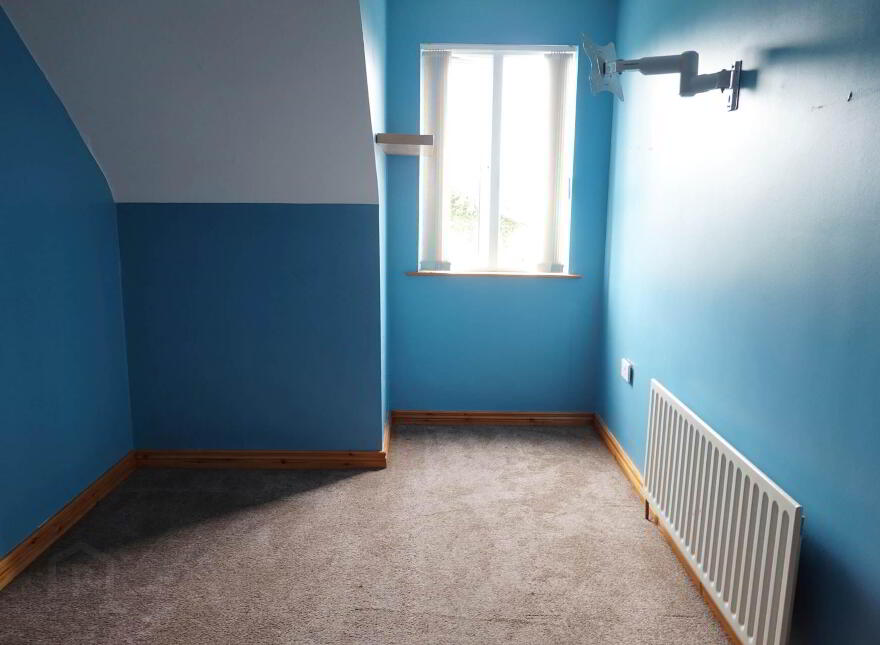 7 Drumclay Court, Enniskillen, BT74 6NS