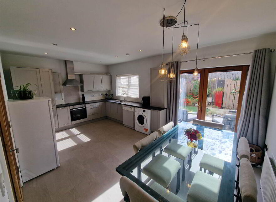 12 Cedar Hill, Ballynahinch, BT24 8XQ