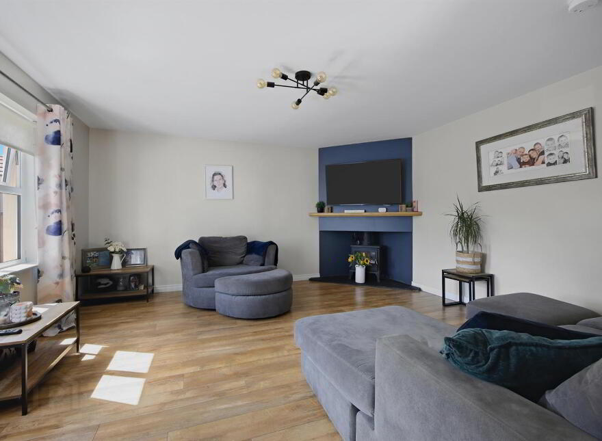 41 Cumber Park, Drumaness, BT24 8GA
