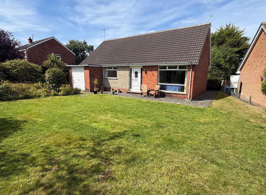 81 Lyndhurst Avenue, Bangor, BT19 1AY