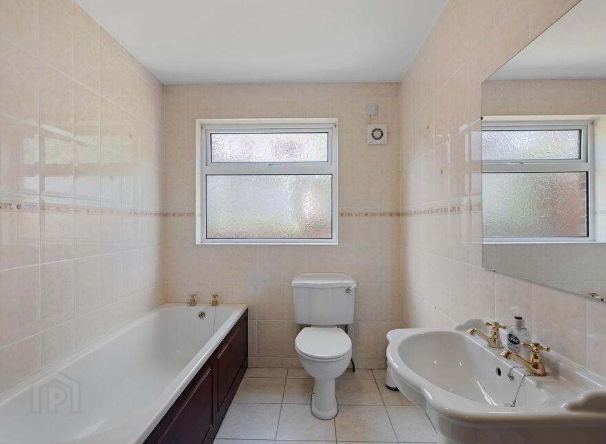 10 Fernbank Gardens, Bangor, BT19 6GD
