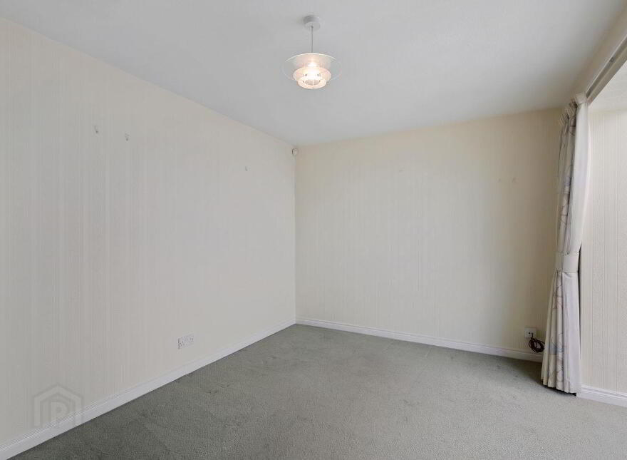 10 Fernbank Gardens, Bangor, BT19 6GD