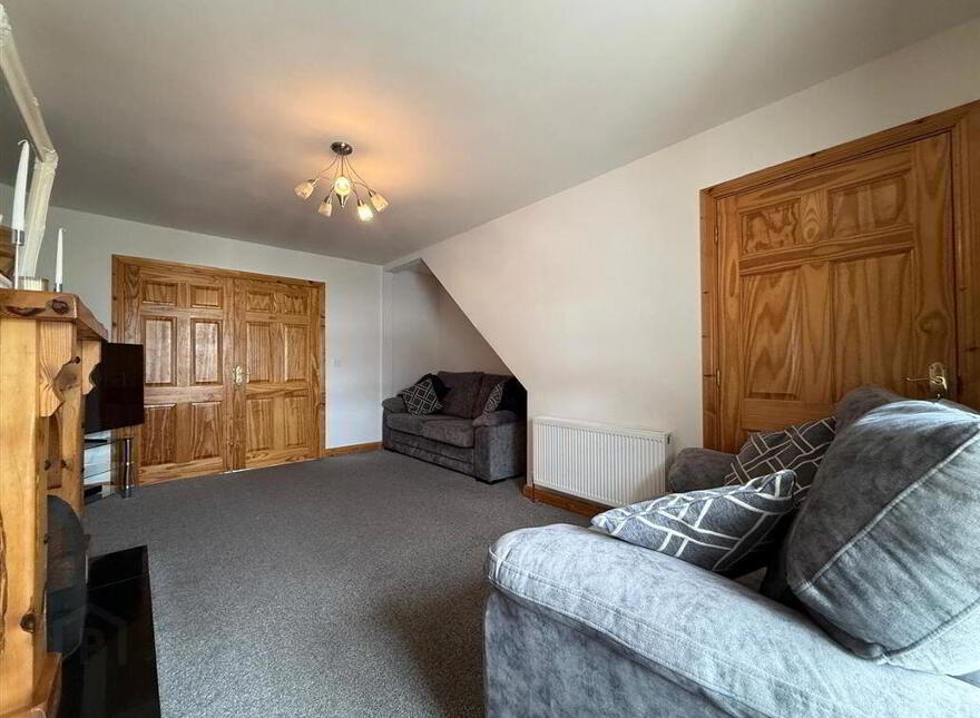 15 Friarshill Close, Ballaghaderreen, F45NY98