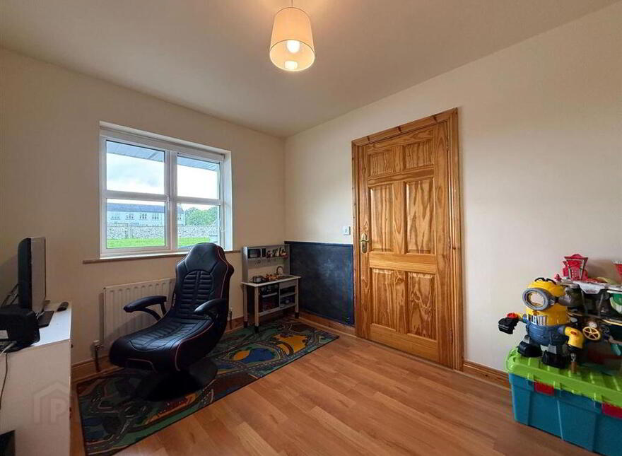 15 Friarshill Close, Ballaghaderreen, F45NY98