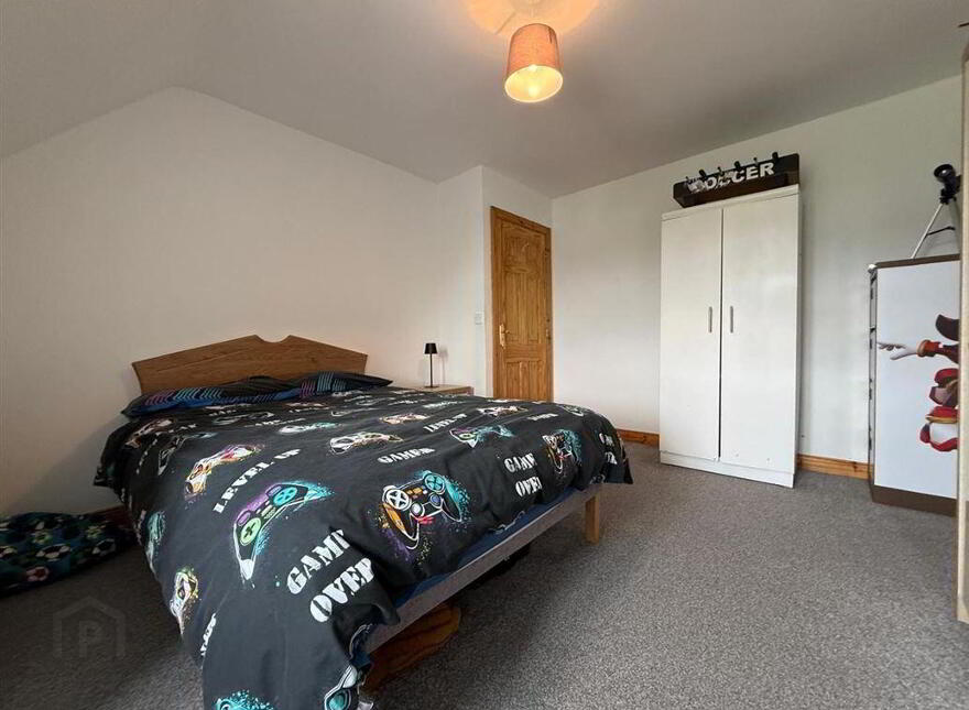 15 Friarshill Close, Ballaghaderreen, F45NY98