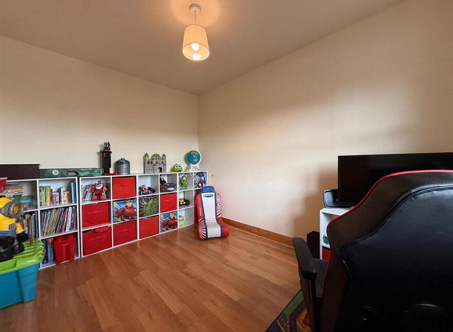 15 Friarshill Close, Ballaghaderreen, F45NY98