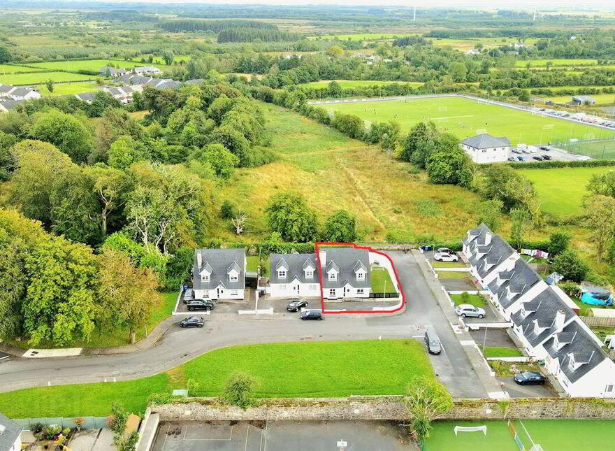 15 Friarshill Close, Ballaghaderreen, F45NY98