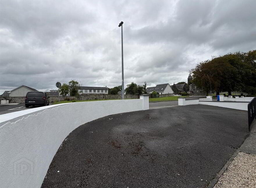 15 Friarshill Close, Ballaghaderreen, F45NY98