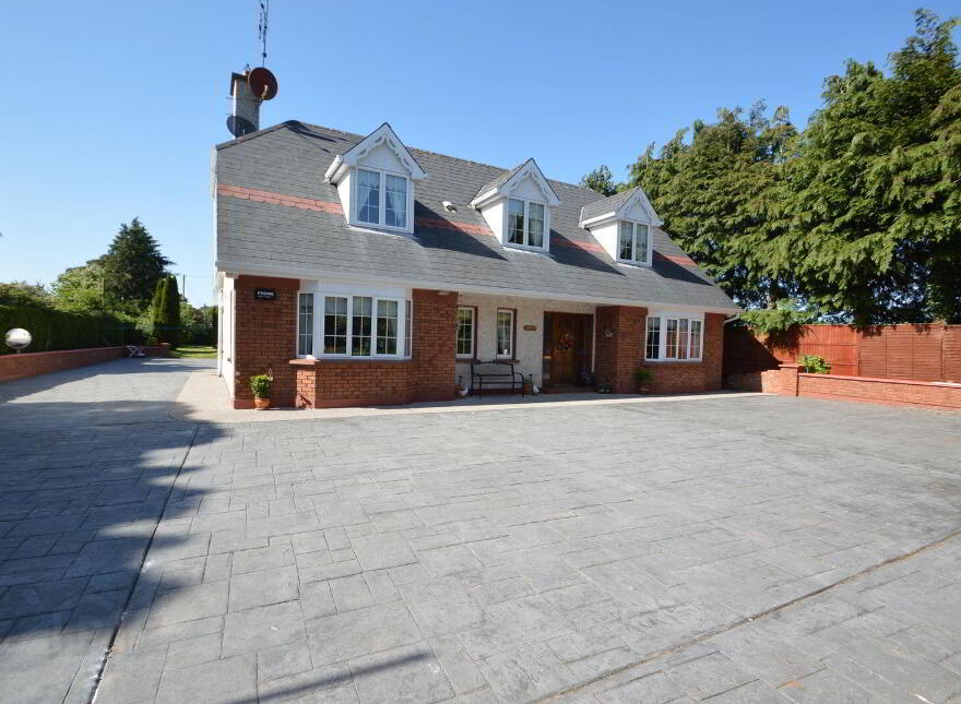 Cloyne Road, Ballinacurra, Midleton, P25HF21