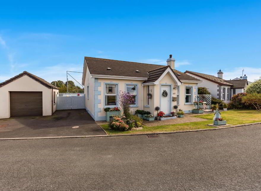 22 Dunleath Drive, Ballywalter, Newtownards, BT22 2TE
