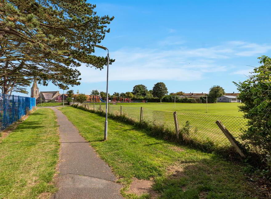 22 Dunleath Drive, Ballywalter, Newtownards, BT22 2TE