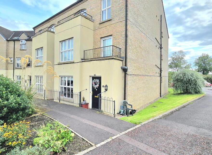 30 Trinity Mews, Ahoghill, Ballymena, BT42 1FJ photo