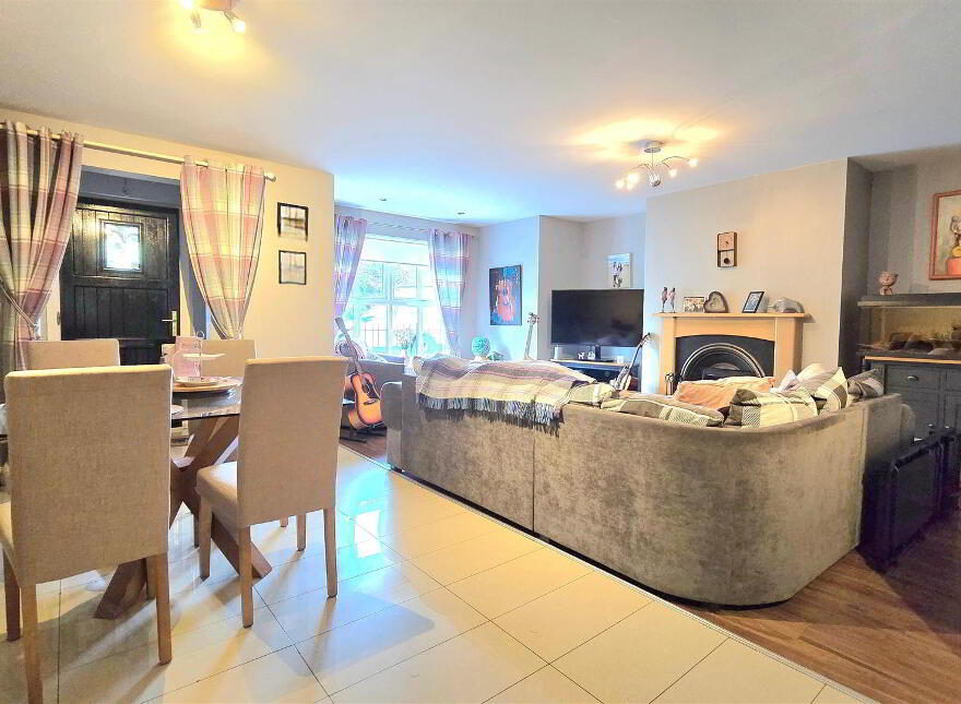 30 Trinity Mews, Ahoghill, Ballymena, BT42 1FJ