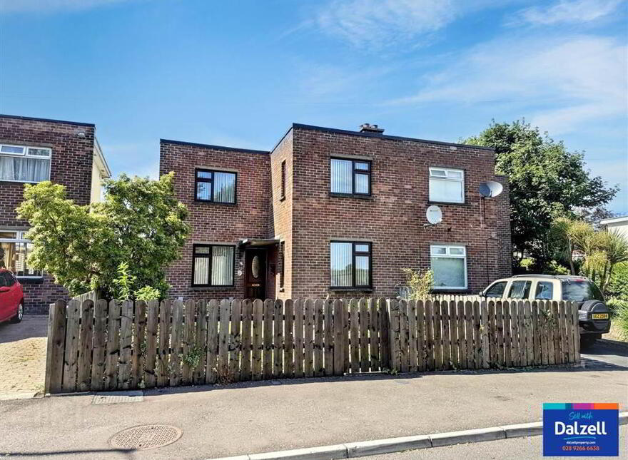 62 Huguenot Drive, Lisburn, BT27 4UJ