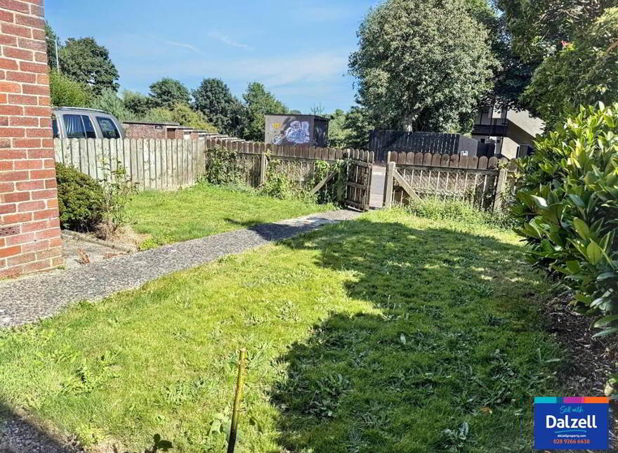 62 Huguenot Drive, Lisburn, BT27 4UJ